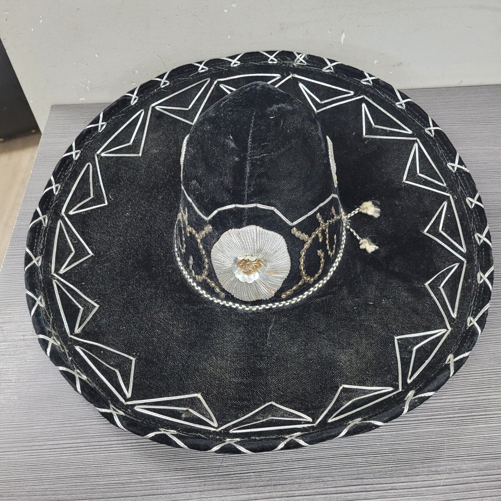 GORGEOUS Vintage BLACK VELVET Mexican SOMBRERO Mexico Mariachi Hat PIGALLE