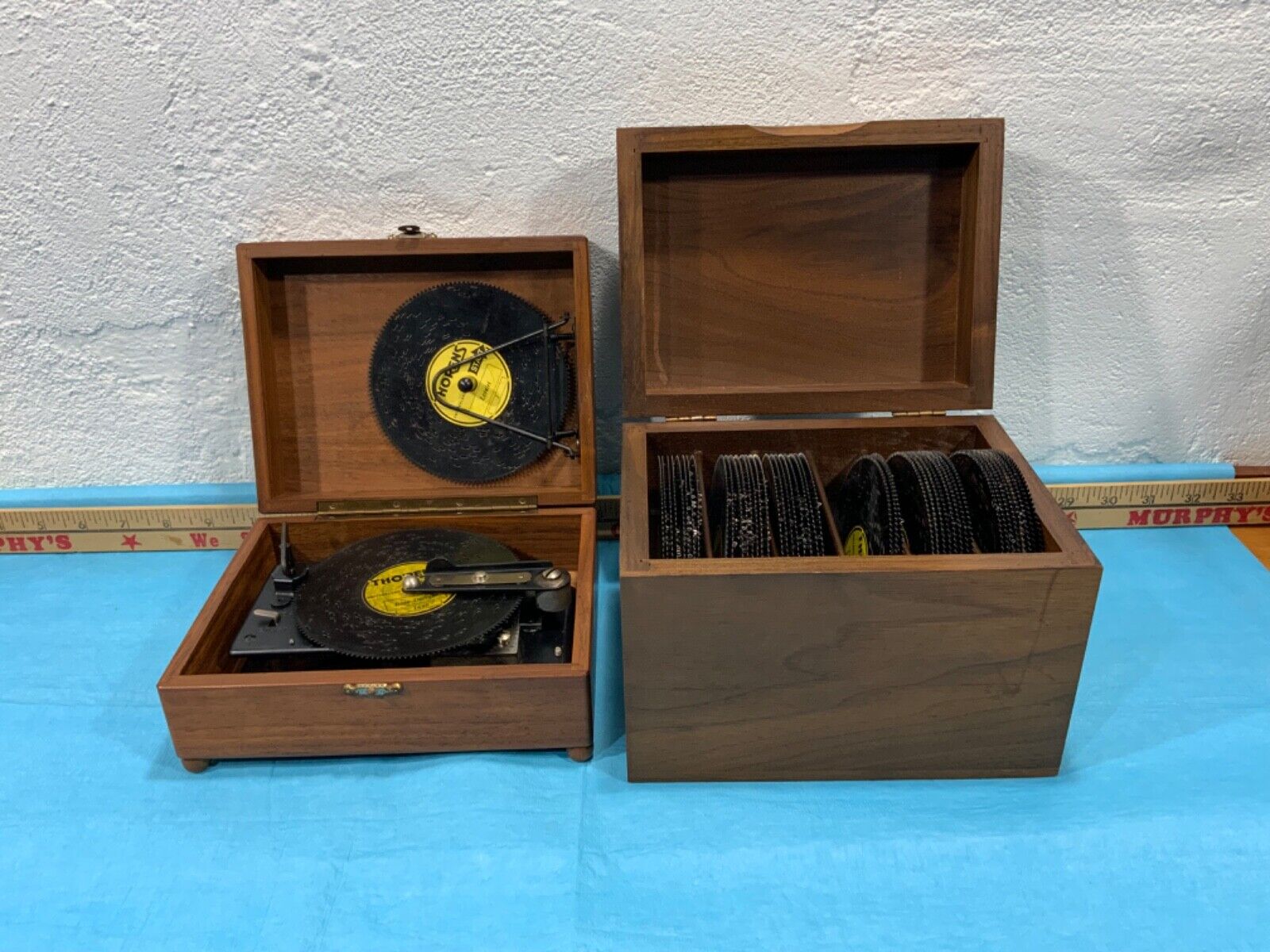 Vintage Thorens Music Box AD30 w/45 Discs In Wood Case & Disc Storage Box Works