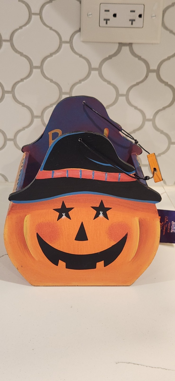 Vtg NEW Halloween Wooden Basket, Candy Holder By Elaine Thompson Decor 1999