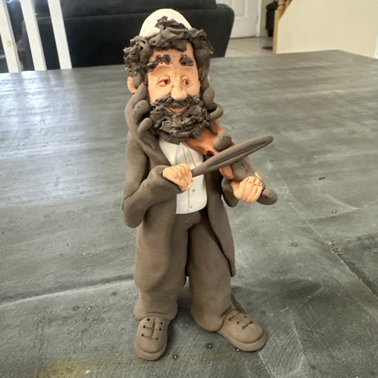 Vintage Yuzi D. Signed Handcrafted 7” Clay Hasidic Jewish Man Violin Fiddler Vintage Yuzi D. Signed Handcrafted 7” Clay Hasidic Jewish Man Violin Fiddler
