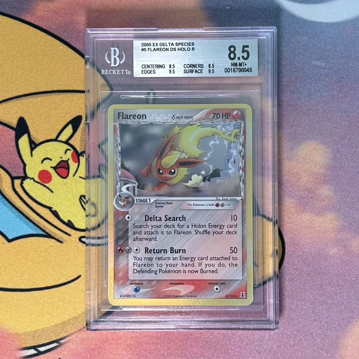 2005 Pokemon EX Delta Species Holo R #5 Flareon BGS 8.5