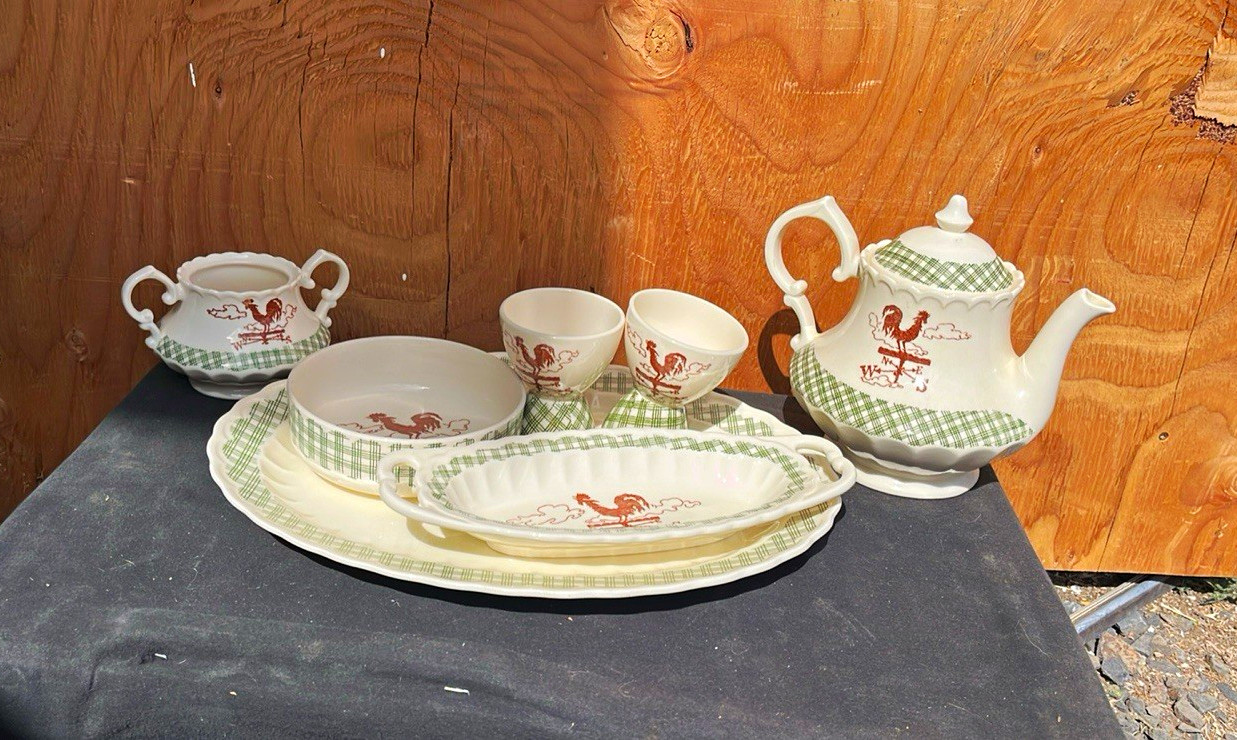 Vernon Kilns RFD Rooster Weathervane Teapot, sugar bowl w/o lid, serving dishes Vernon Kilns RFD Rooster Weathervane Teapot, sugar bowl w/o lid, serving dishes