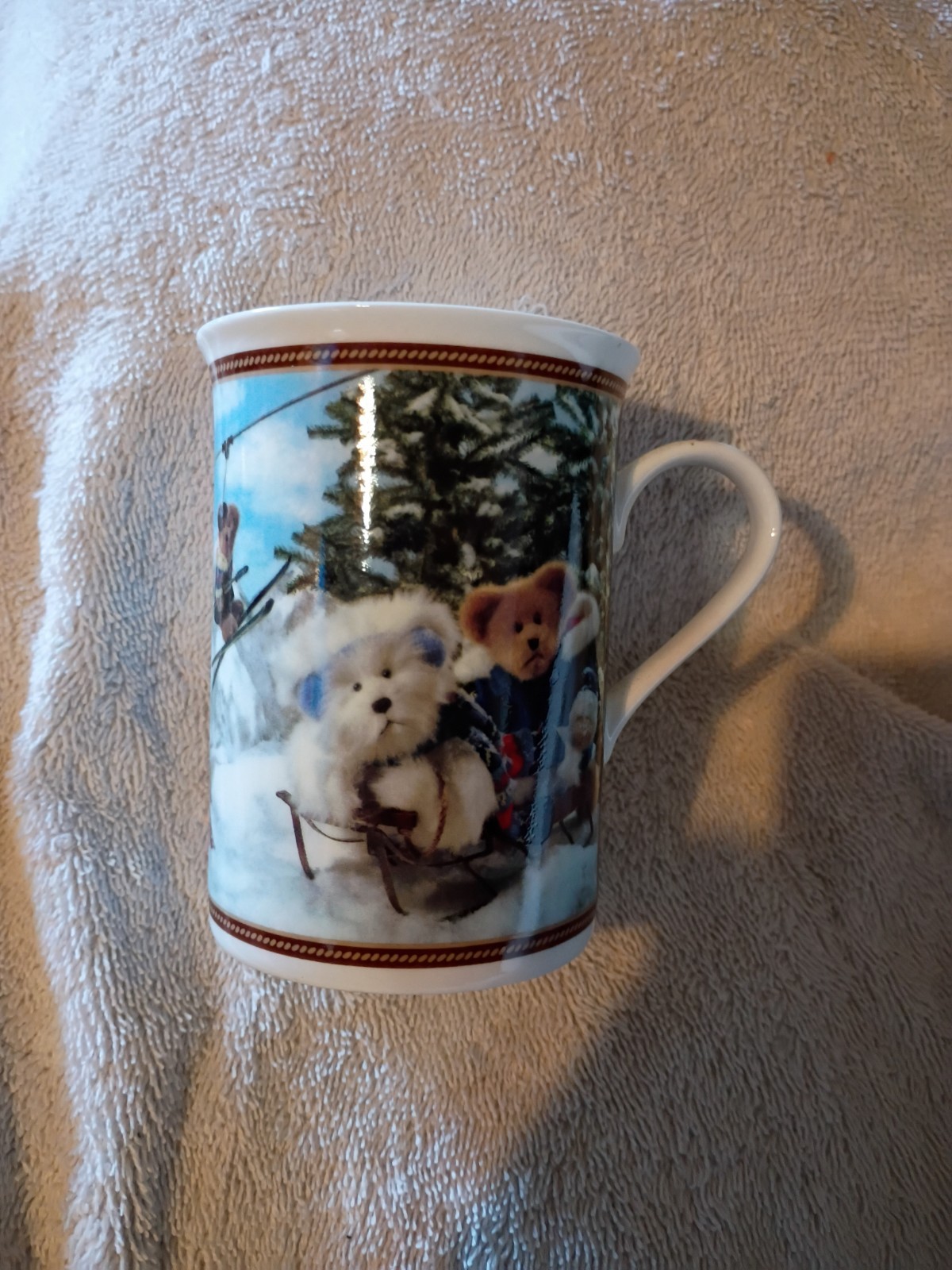 Danbury Mint Vintage Boyds Bear Collector Mugs \ Danbury Mint Vintage Boyds Bear Collector Mugs \