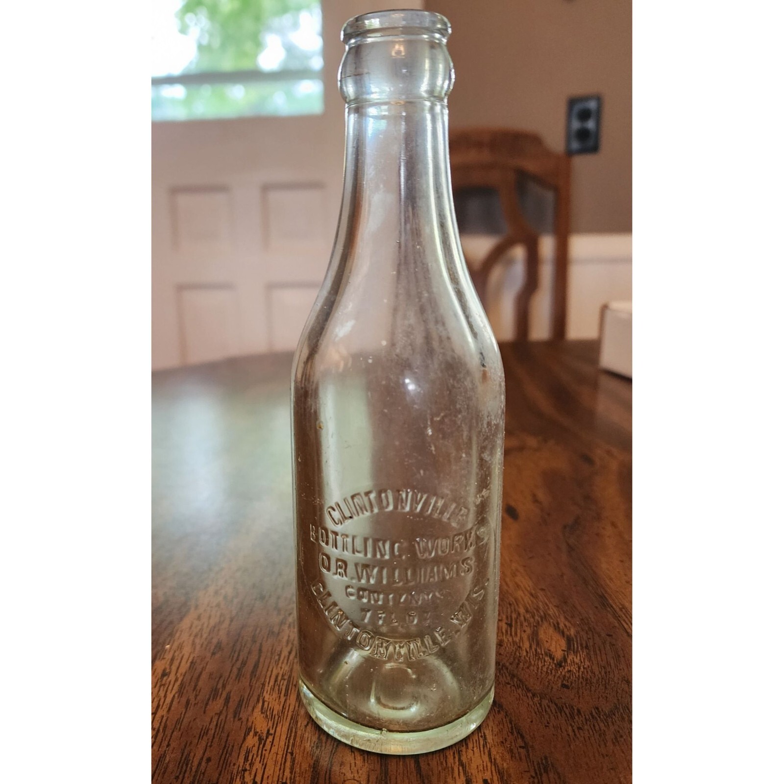 Antique 7 oz Clintonville Bottling Works O.R. Williams Glass Bottle Pre-1927 Antique 7 oz Clintonville Bottling Works O.R. Williams Glass Bottle Pre-1927