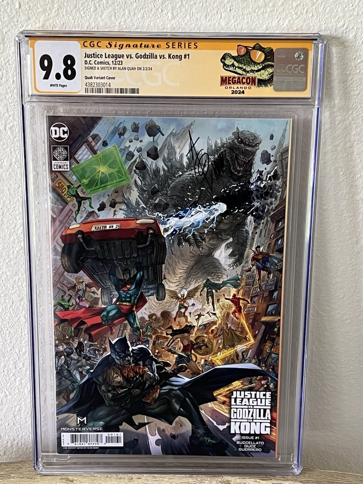 Justice League vs Godzilla vs Kong #1 Signed Sketch Alan Quah Variant CGC 9.8