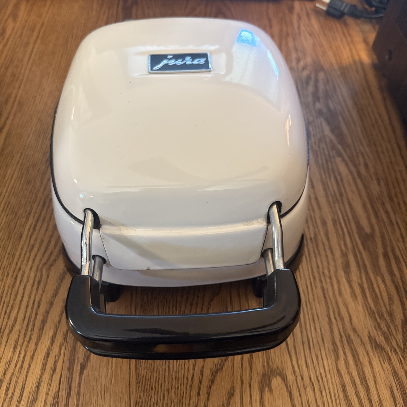 Jura Bratzelli Cookie Maker, Bratzeli, US 110 Voltage Vintage, Beautiful Jura Bratzelli Cookie Maker, Bratzeli, US 110 Voltage Vintage, Beautiful