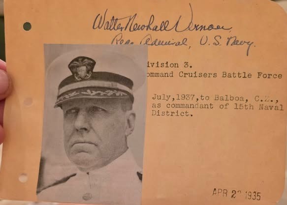 AUTOGRAPH -- WW I and II Admiral Walter Newhall Vernou - Battleship Div. 2 AUTOGRAPH -- WW I and II Admiral Walter Newhall Vernou - Battleship Div. 2