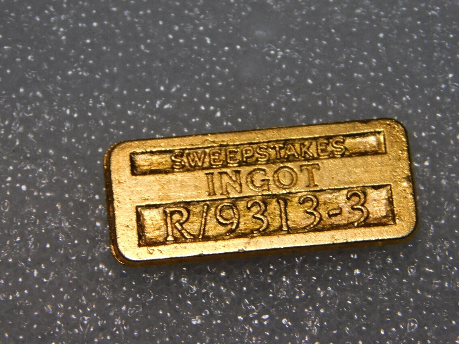 Vintage Sweepstakes Ingot R/9313-3