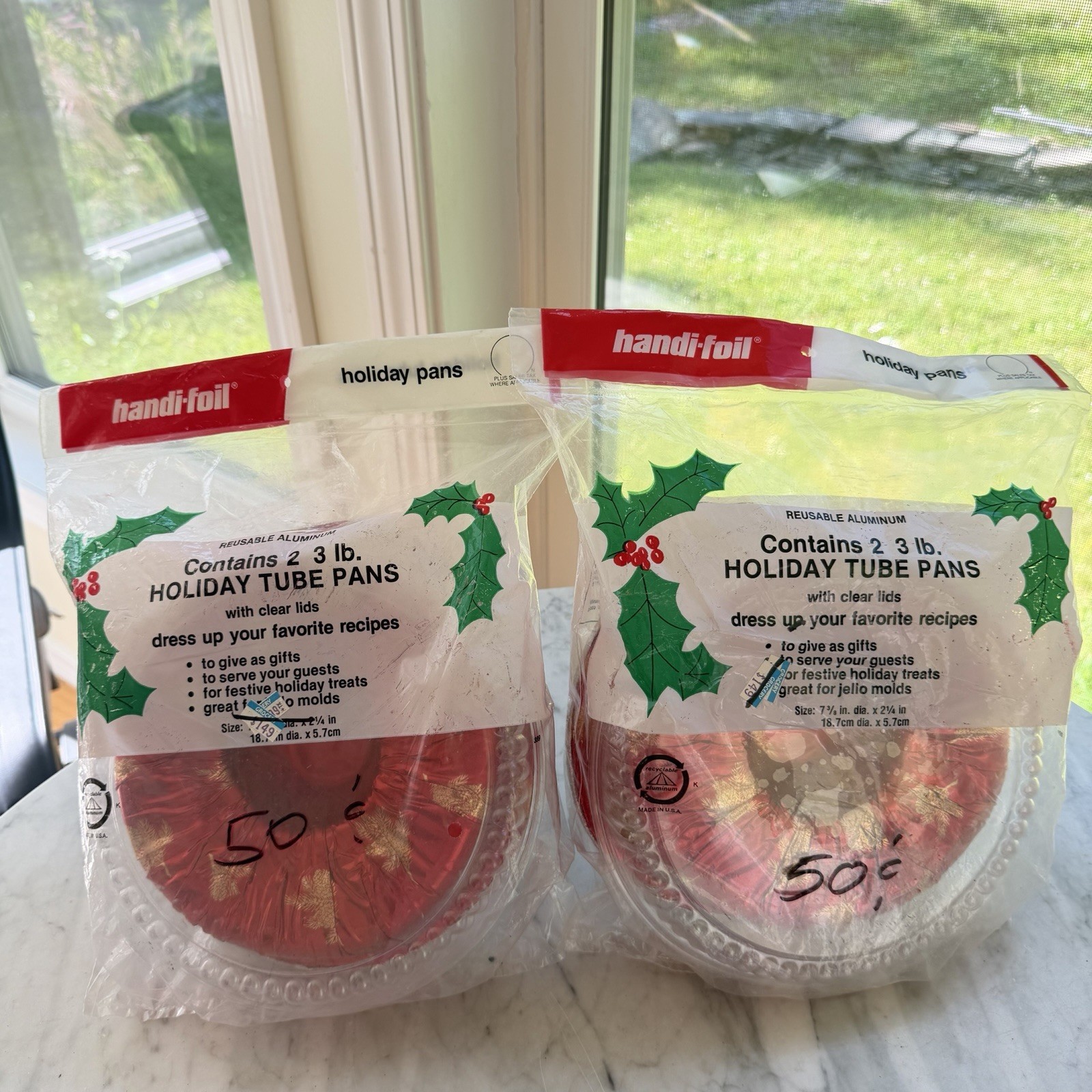 Vtg Handi-Foil Red Gold Christmas Tube Pans 2-Pack Sealed New Old Stock 3lb Vtg Handi-Foil Red Gold Christmas Tube Pans 2-Pack Sealed New Old Stock 3lb