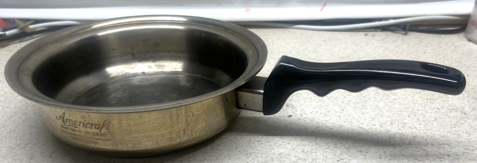 Americraft West Bend Small Skillet (8\
