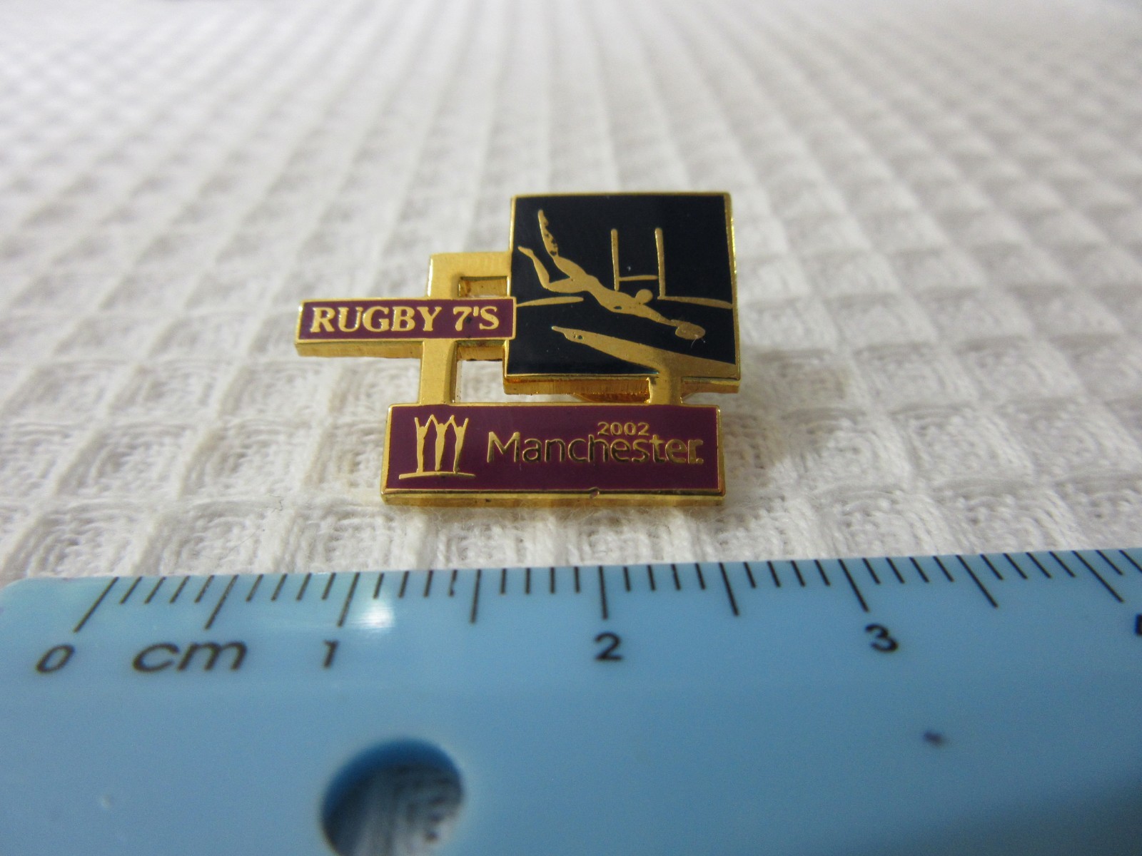 RUGBY 7\'S COMMONWEALTH GAMES MANCHESTER 2002 rare vintage pin badge (# 112)