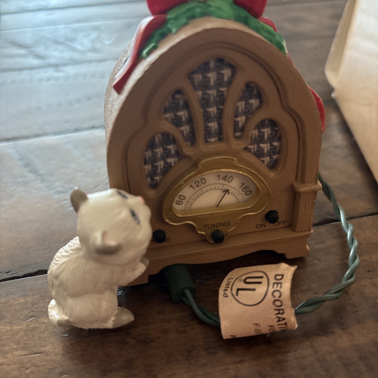 Hallmark 1993 Magic Light & Sound Ornament ~ Radio, News Flash ~ Ornament Tested