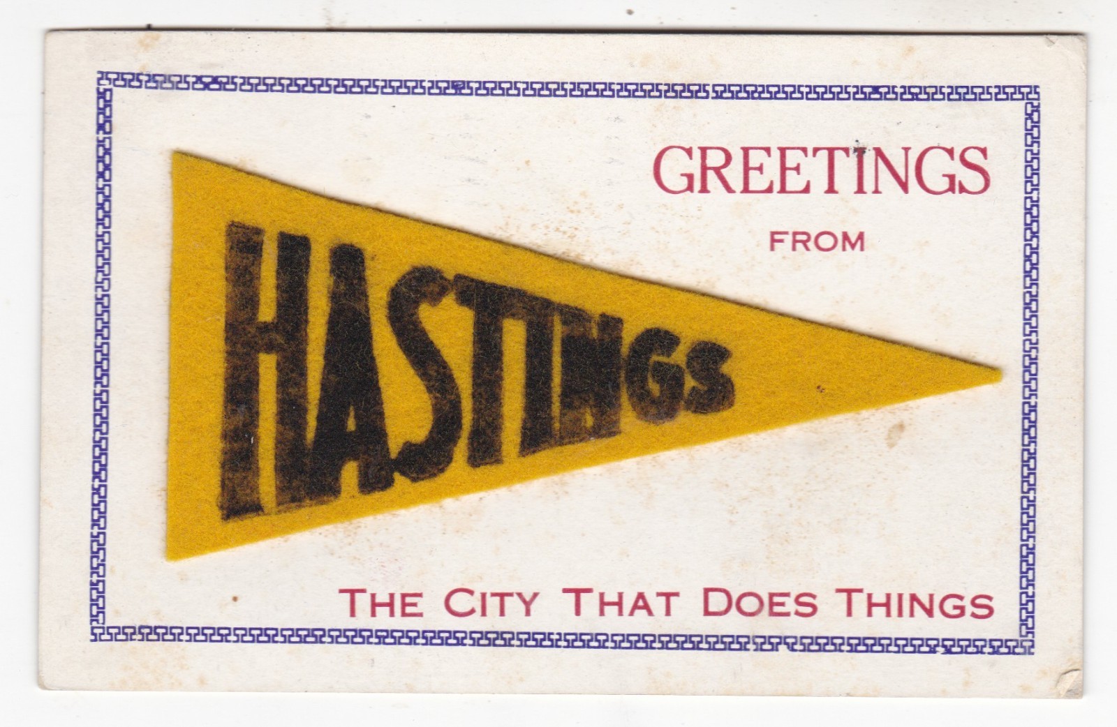 1910 HASTINGS NEBRASKA FELT PENNANT GREETING VINTAGE POSTCARD NE GUIDE ROCK OLD