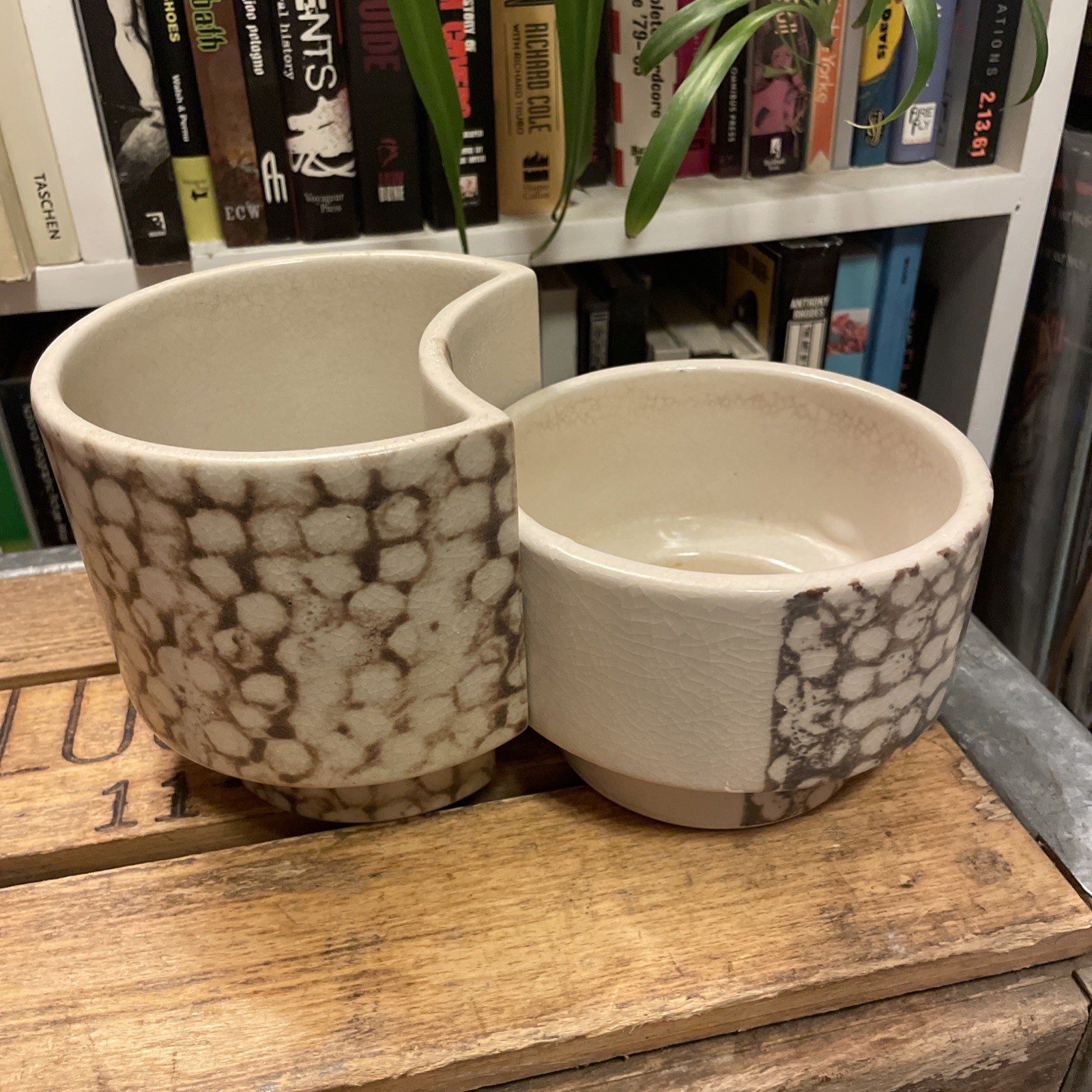 Mid Century Modern Yokkaichi Banko 2 Piece Ikebana Vase Ceramic Kozan Toyo Japan