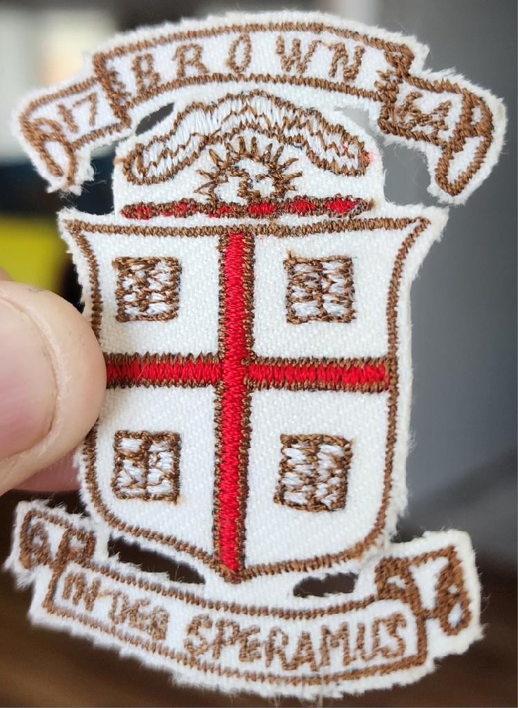 VINTAGE BROWN UNIVERSITY PROVIDENCE RI. EMBROIDERED PATCH IN DEO SPERAMUS