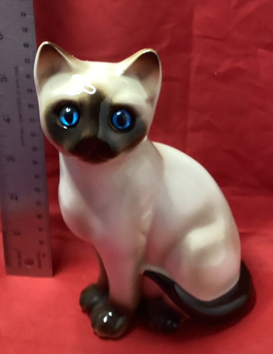 Enesco Vintage Ceramic Siamese Cat Blue Glass Eyes Figurine