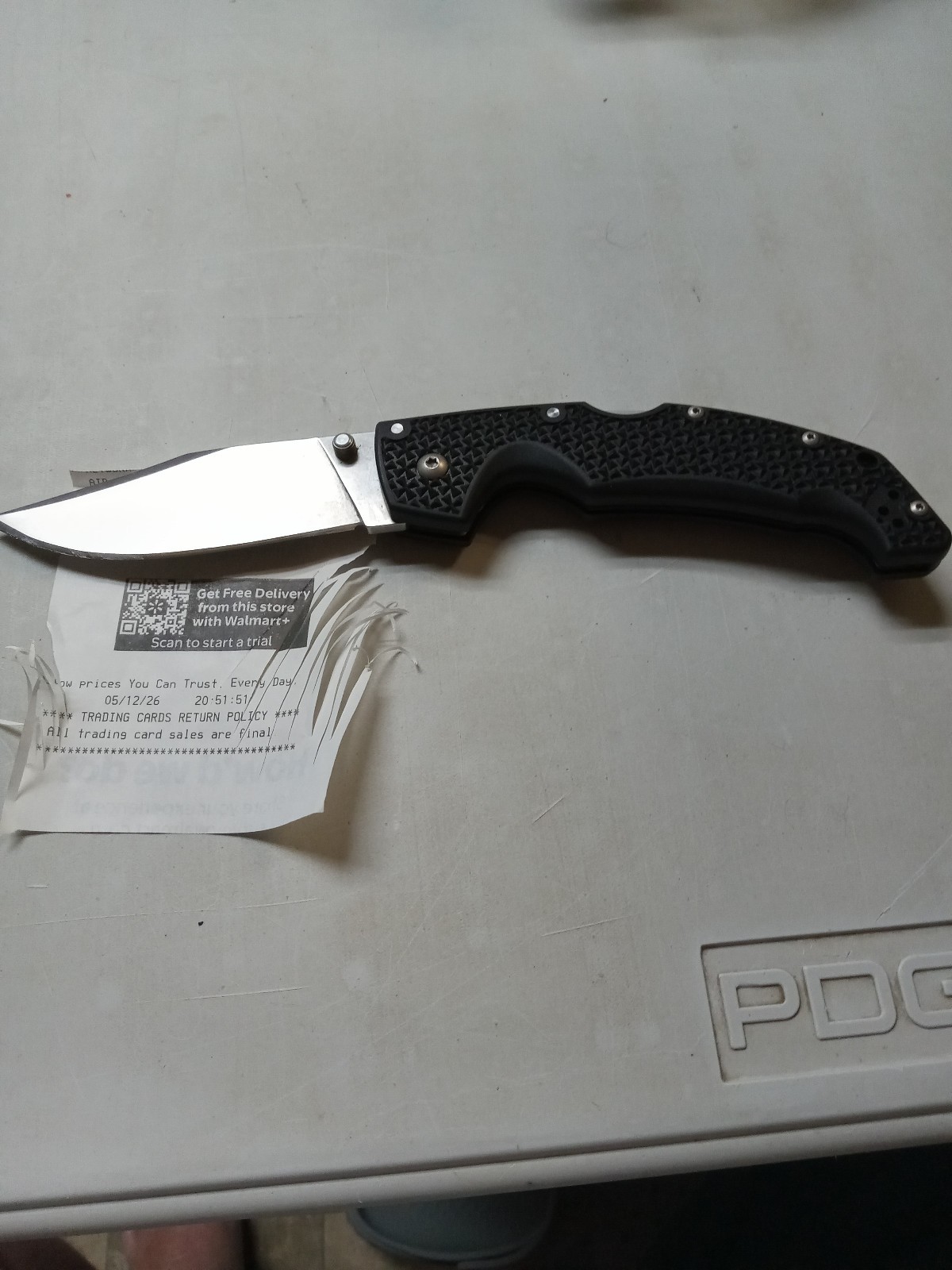 Very sharp Cold Steel Large Voyager4” Folding Knife, AUS-10A Steel, PRE GSM
