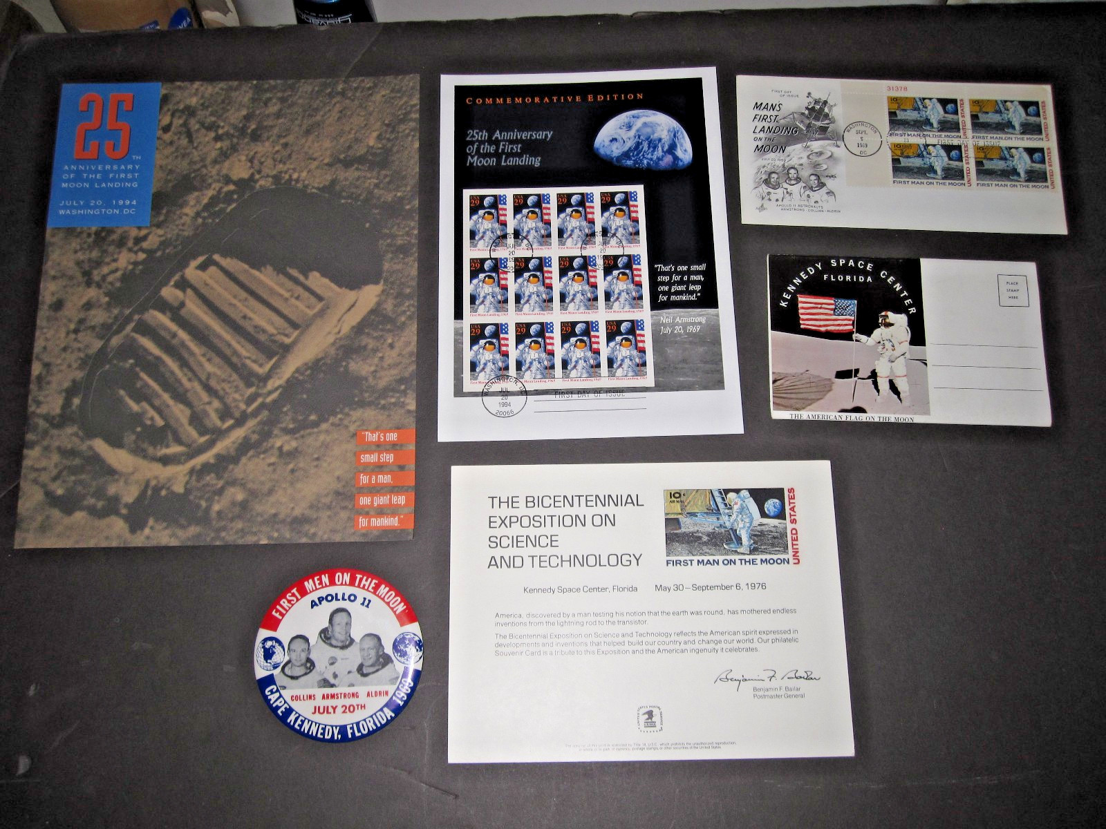 vTg 1969 NASA Apollo 11 Pinback 3.5