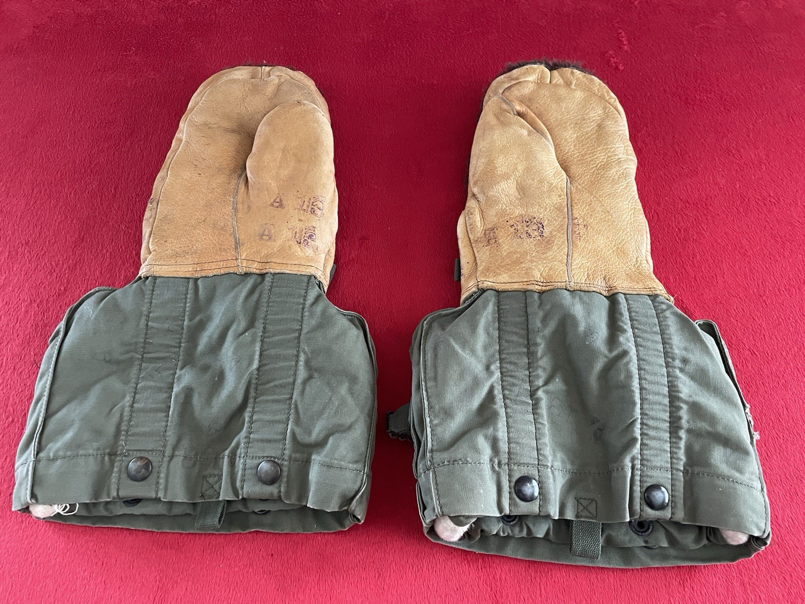 USGI Arctic Military Mittens Air Force COLD WEATHER Flyers Gloves N-4B Small