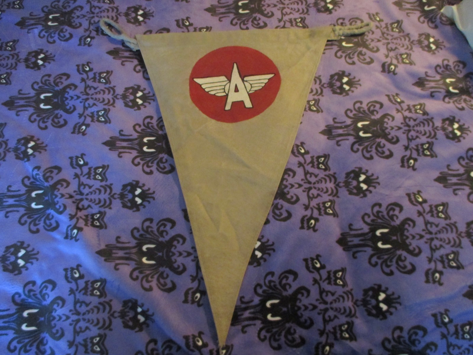 ORIGINAL 1950-60'S FLYING 'A'  GASOLINE SERVICE PENNET  FLAG (B1)