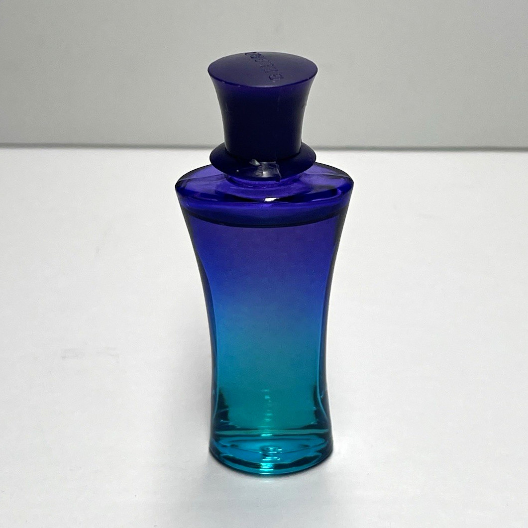 Vintage 2000 Y2K Belara Eau de Parfum Perfume mini 0.17 by Mary Kay. Not Used. Vintage 2000 Y2K Belara Eau de Parfum Perfume mini 0.17 by Mary Kay. Not Used.