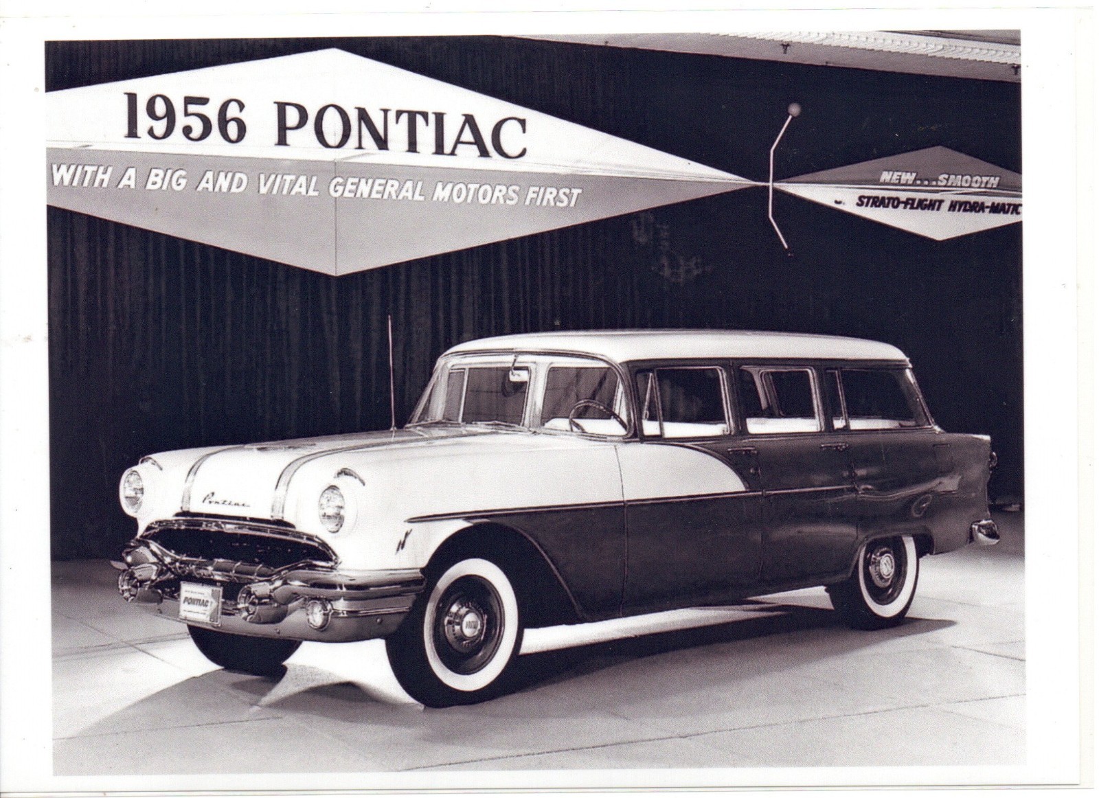 1959 Pontiac Station Wagon Advertising Photo