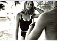 PRETTY YOUNG WOMAN SWIMSUIT 6