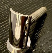 Vintage 1940’s Gillette Fat Handle Tech/Triangular Slots picture