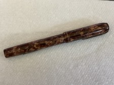 VINTAGE UNIVERSAL PEN COMPANY FOUNTAIN PEN BROWN PEARL LEVER FILL USA MADE picture