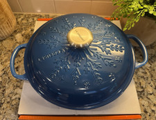 NEW Le Creuset Noël Signature Snowflake 2.25 qt Braiser Marseille Blue Cast Iron picture