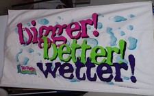 VINTAGE 1997 SIX FLAGS OVER LOS ANGELES HURRICANE HARBOR BEACH TOWL 29 X 54 INCH picture