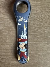 Disney Parks Park Life Magic Kingdom MagicBand 2.0 Limited Release *No Puck* picture