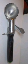VTG Myers DeLuxe Disher Stainless Steel Ice Cream Scoop Black Handle Green Tip picture