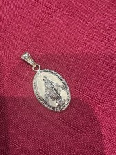 18k Gold Miraculous Medal picture