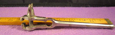 OLD ANTIQUE VINTAGE MINI VISE HAND HELD HAND MADE JEWELRY HOBBIE JAW CAP 1/8 IN. picture