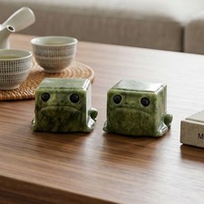 Polished Natural Green Jade Cube Frog Ornament Cute Handmade Crystal Gift picture