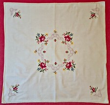 TABLECLOTH VINTAGE AUTHENTIC FLORAL ART CUT EMBROIDERY ROSES WHITE COTTON SQUARE picture