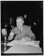 Photo:1939 1940 Man at Microphone Desk Suit Press Photo picture