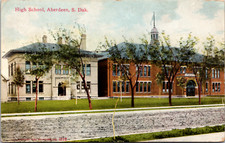 High School Aberdeen South Dakota Postcard picture
