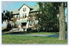 c1950's Administration Building Kingsway College Oshawa Canada Postcard picture