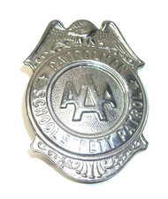 Vintage 1960s AAA School Safety Patrol Service Badge picture