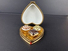 La Vie en Rose Limoges France Peint Main Heart 3 Chocolates Box 26003 picture
