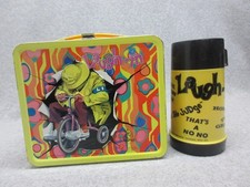 Best-On-ebay  1971 LAUGH IN Tricycle TV Comedy LUNCHBOX & THERMOS High-Grade C#9 picture