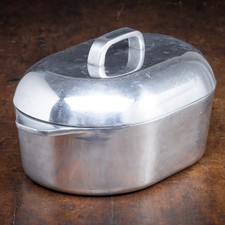 VillaWare Villaclassic Aluminum Oval Roaster (Not Magnalite) With Lid picture