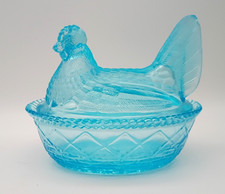 Vintage Westmorland Hen on Nest ~ Rare Translucent Aqua Blue ~ 1950-1970  picture