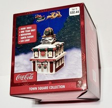 Vtg Coca-Cola Town Square Collection 2005 Town Hall Revolving Santa Tested Nice picture