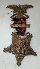 ORIGINAL 1886 GAR Civil War Veteran NUMBERED MEDAL BADGE 1886 - SOLD AS IS picture