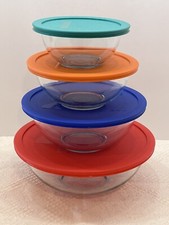 Vintage Pryex Clear Nesting MIxing Bowls & Lids 8-Piece Set 322 323 325 326 USA picture