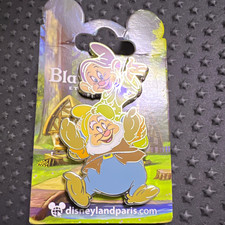 Disneyland Paris Snow White Seven Dwarfs Doc & Dopey Enamel Single Pin on Card picture