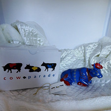 CowParade Cow Figurine Blue & Red Cowboy Hat Item No. 9180 (2001) w/ Box picture